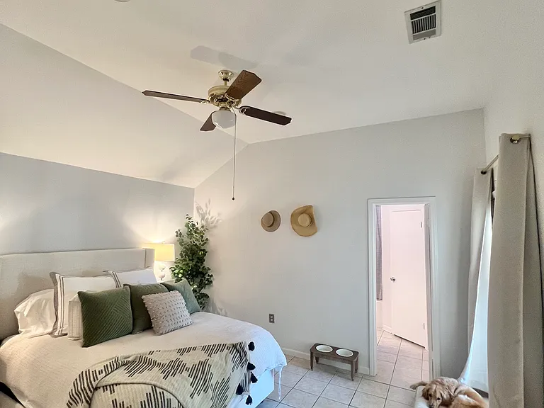 633 Meadow Bend Dr — Photo 9