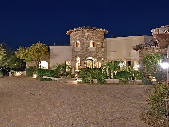 3rd image of 10256 N Palisades Blvd