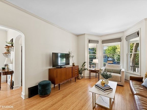 4th image of 708 S Taylor Ave
