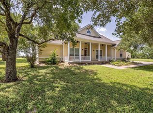 1075 Harrisburg Rd, Brenham, TX 77833
