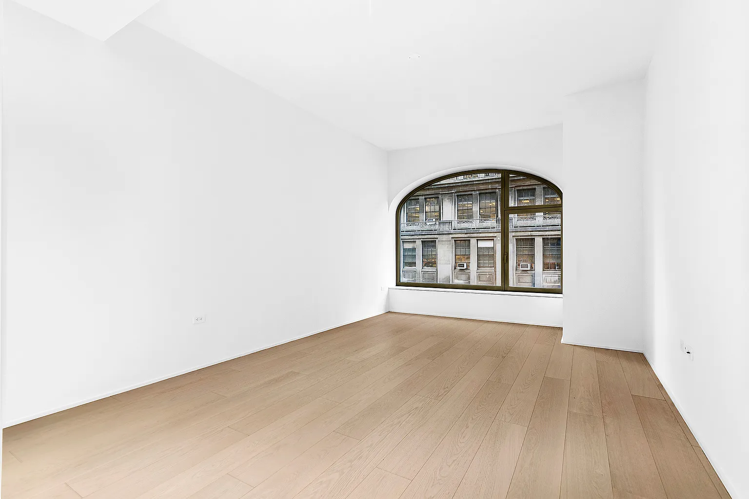 130 William St APT 11A photo 1