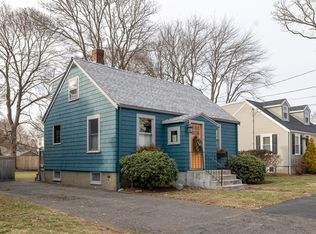 6 Longview Ter, Beverly, MA 01915