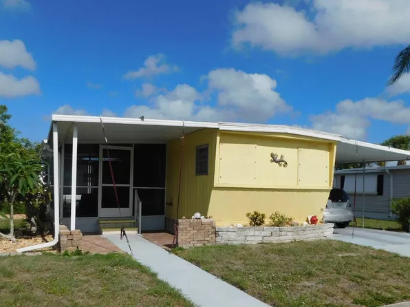 6506 Waikiki Dr #263, Bradenton, FL 34207