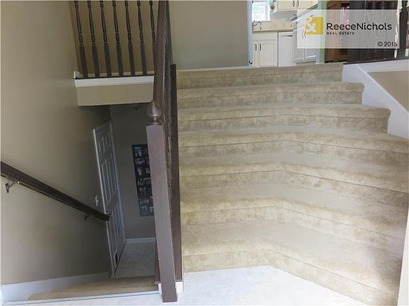 Entry Staircase