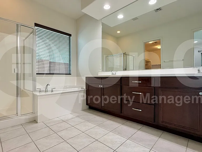9707 W Patrick Ln — Photo 15