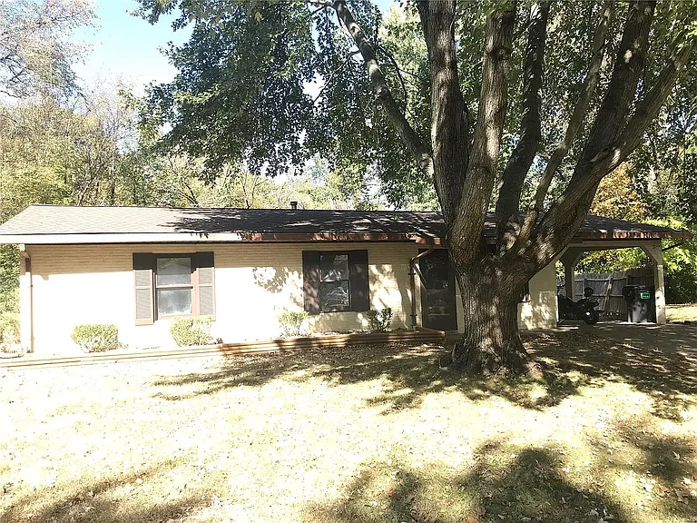 130 Susan Ct — Photo 19