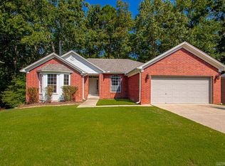1213 River Oaks, Benton, AR 72019