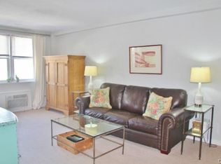54 W North St APT 106, Stamford, CT 06902