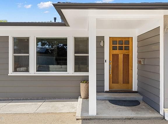 3rd image of 119 Glen Ellen Dr