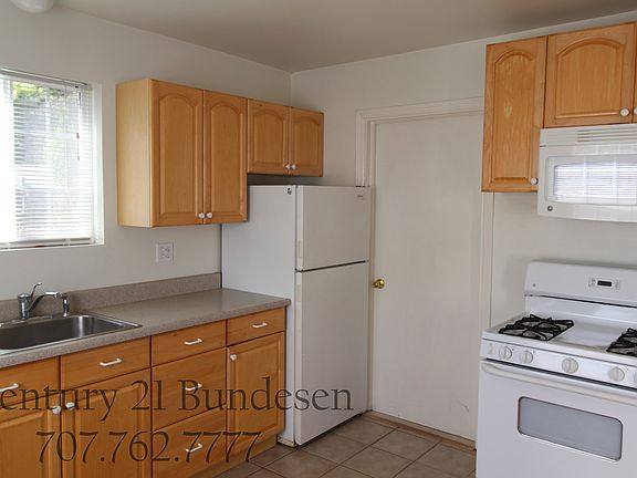 5th image of 8188 Olof St
