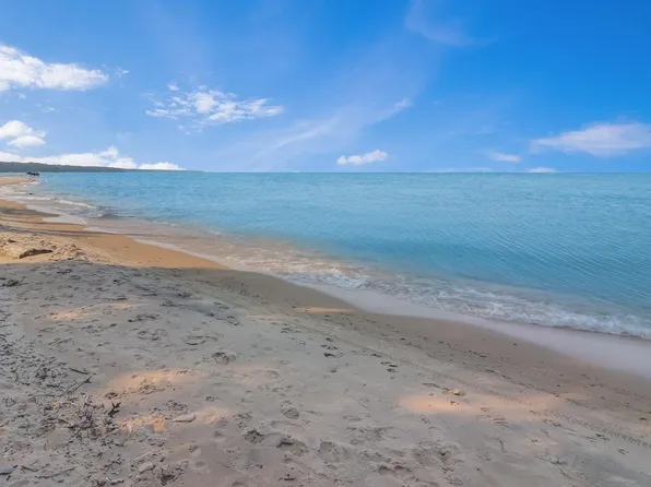 12899 Lore Rd, Ellsworth, MI 49729