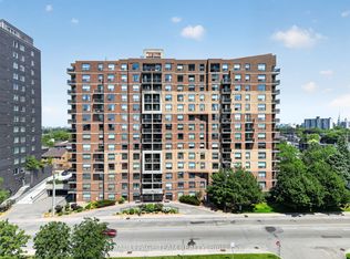 215 Parkdale Ave #601, Ottawa, ON K1Y 4T8