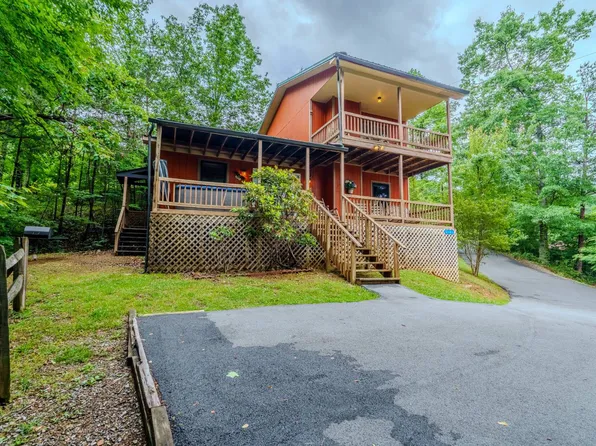2106 Rabbit Point Way, Sevierville, TN 37876