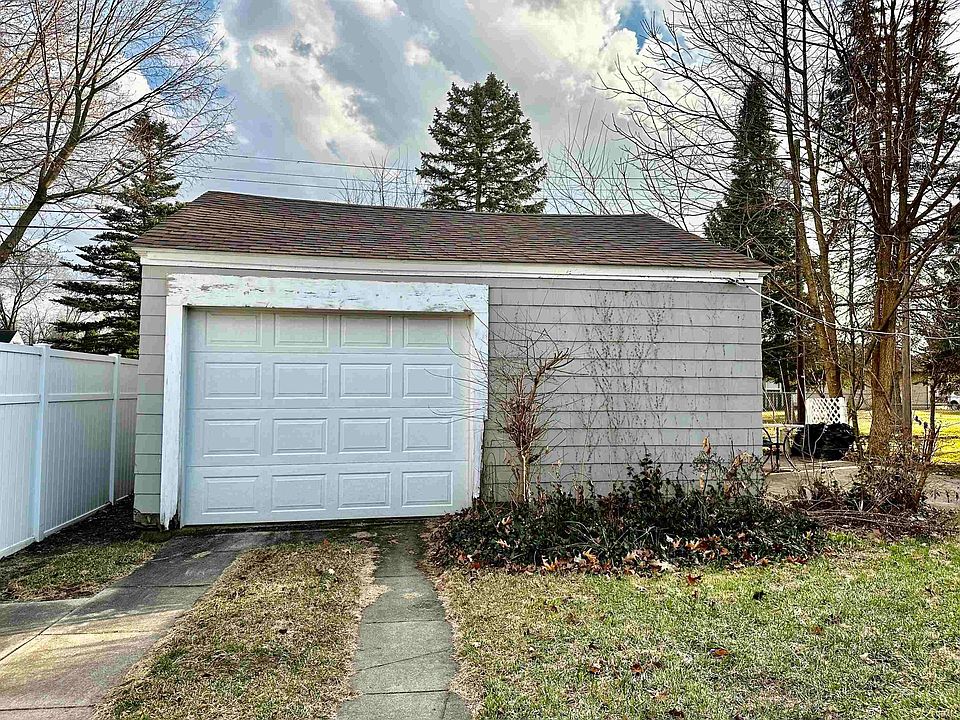 1501 Strong Ave, Elkhart, IN 46514 Zillow