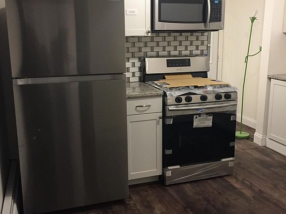 Updated Kitchen with granite counter tops and Samsung Stainless Steel appliances.