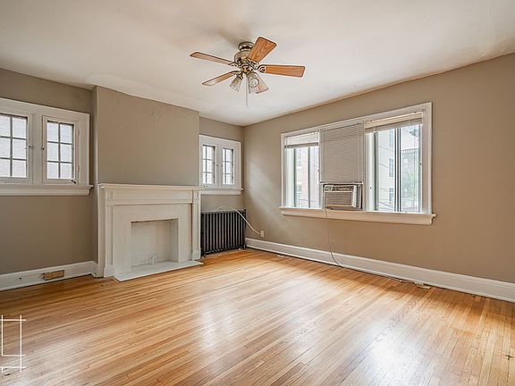 3rd image of 29 W 1st Ave APT 8