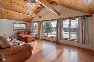 5th image of 929 Patria Rd