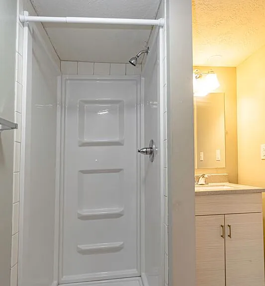 1925 W Jackson St #2 — Photo 12