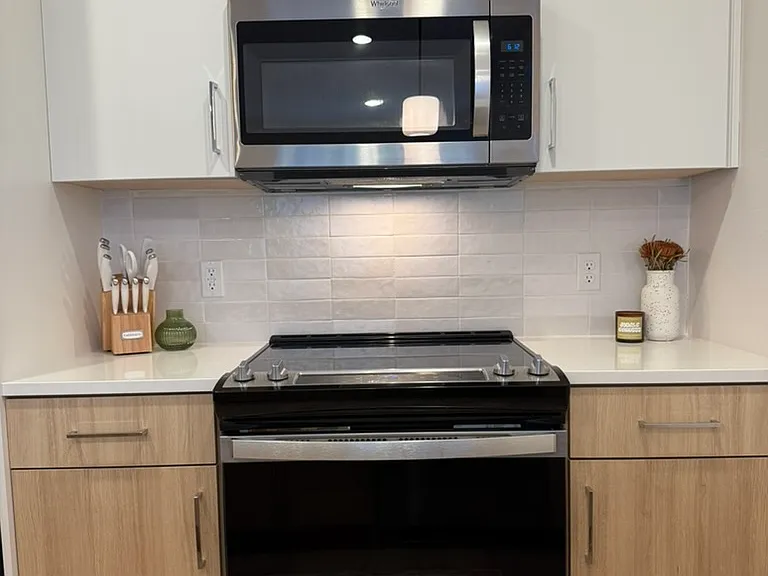 2240 SE Caruthers St #101 — Photo 14
