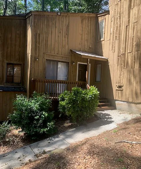 3105 Fairington Dr — Photo 21