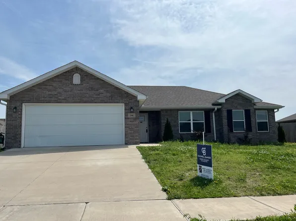 200 Post Oak Ave, Gentry, AR 72734