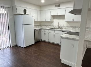 12 Klondike Ct APT B, Chico, CA 95926