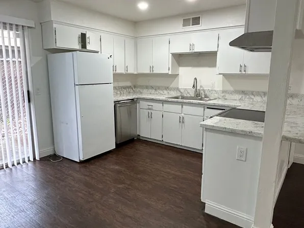 12 Klondike, 12 Klondike Ct APT B, Chico, CA 95926