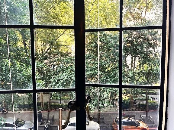 3rd image of 45 Tudor City Pl #31112