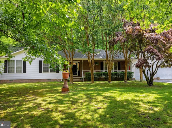 17347 Whitaker Ct, Saint Inigoes, MD 20684