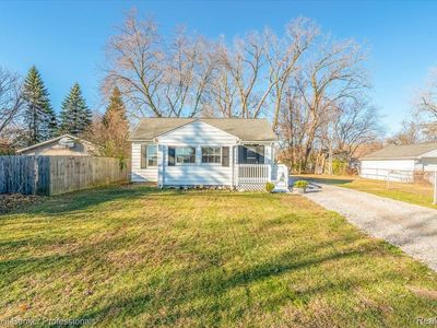 4510 S John Hix Rd, Wayne, MI, 48184