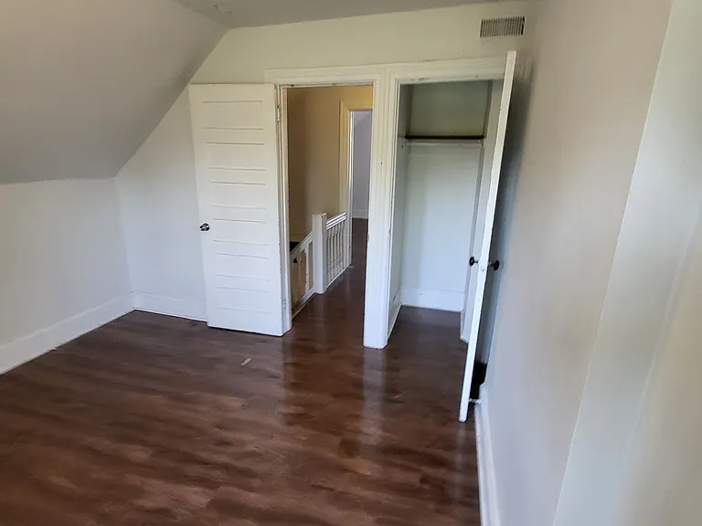 194 Beatrice St #2 — Photo 8
