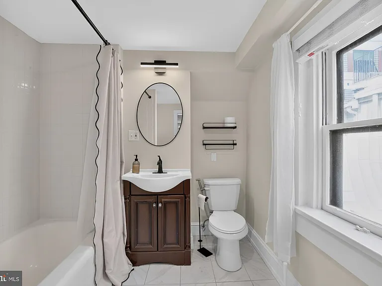 130 Elfreths Aly — Photo 22