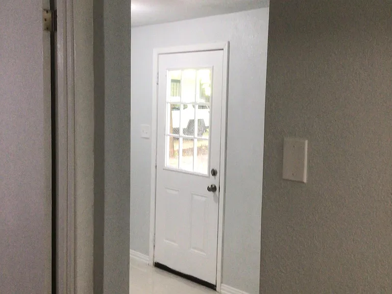 405 Madison St — Photo 13