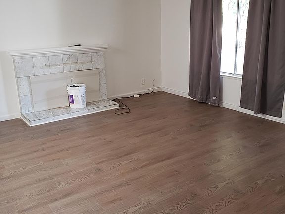 5th image of 1361 Tofts Dr