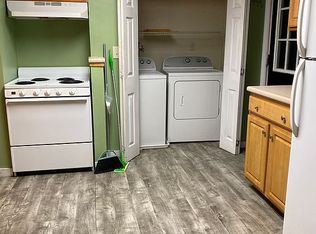 4 Dow St, Nashua, NH 03060