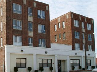 Islandview, Detroit, MI 48214
