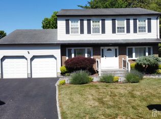 80 Deerfield Rd, East Brunswick, NJ 08816