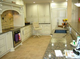2915 Country Place Ct, Carrollton, TX 75006