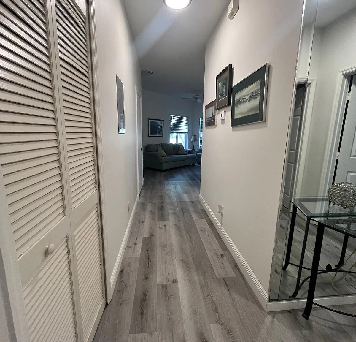 1 bed, 1.0 bath, 1196 sqft, $1,750 — Photo 2