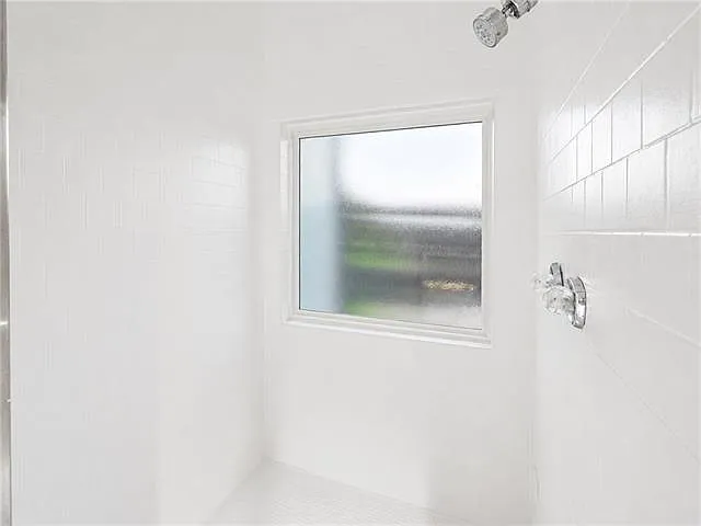 3704 Severn Ave — Photo 30