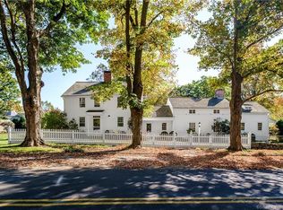 2081 North St, Fairfield, CT 06824