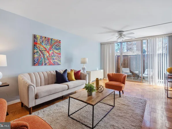 3001 Veazey Ter NW APT 528, Washington, DC 20008