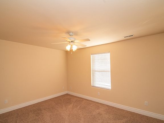 5th image of 254 N Summit Dr #A