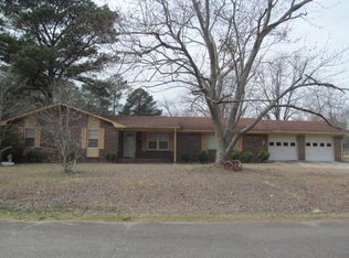 6047 Fountain Dr, Macon, GA 31216