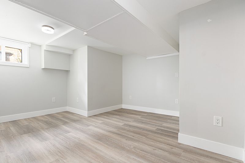 Vancouver Apartment for rent - 2 Bedrooms — photo 7