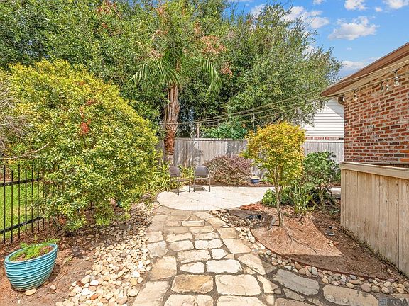 5th image of 114 Innisbrook Dr
