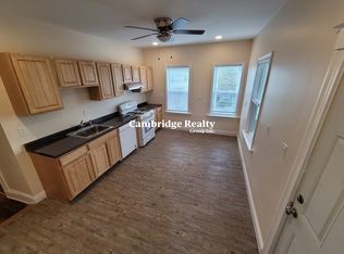 175 River St #3T, Cambridge, MA 02139