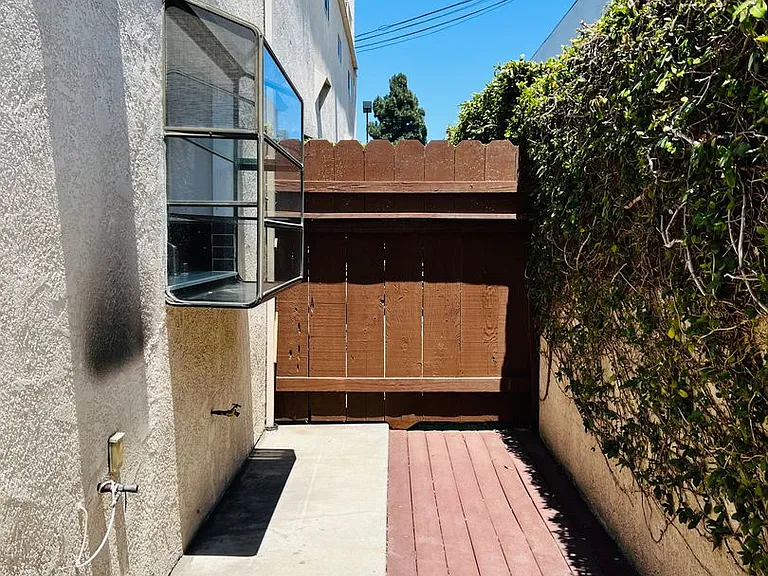 1171 Stanford St #4 — Photo 11