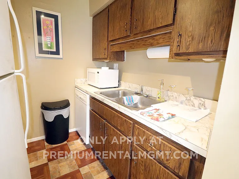 3075 Aaron Burr Ave #Q-8B — Photo 23