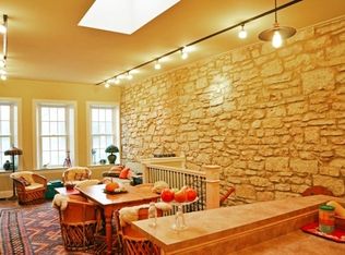 231 High St, Mineral Point, WI 53565